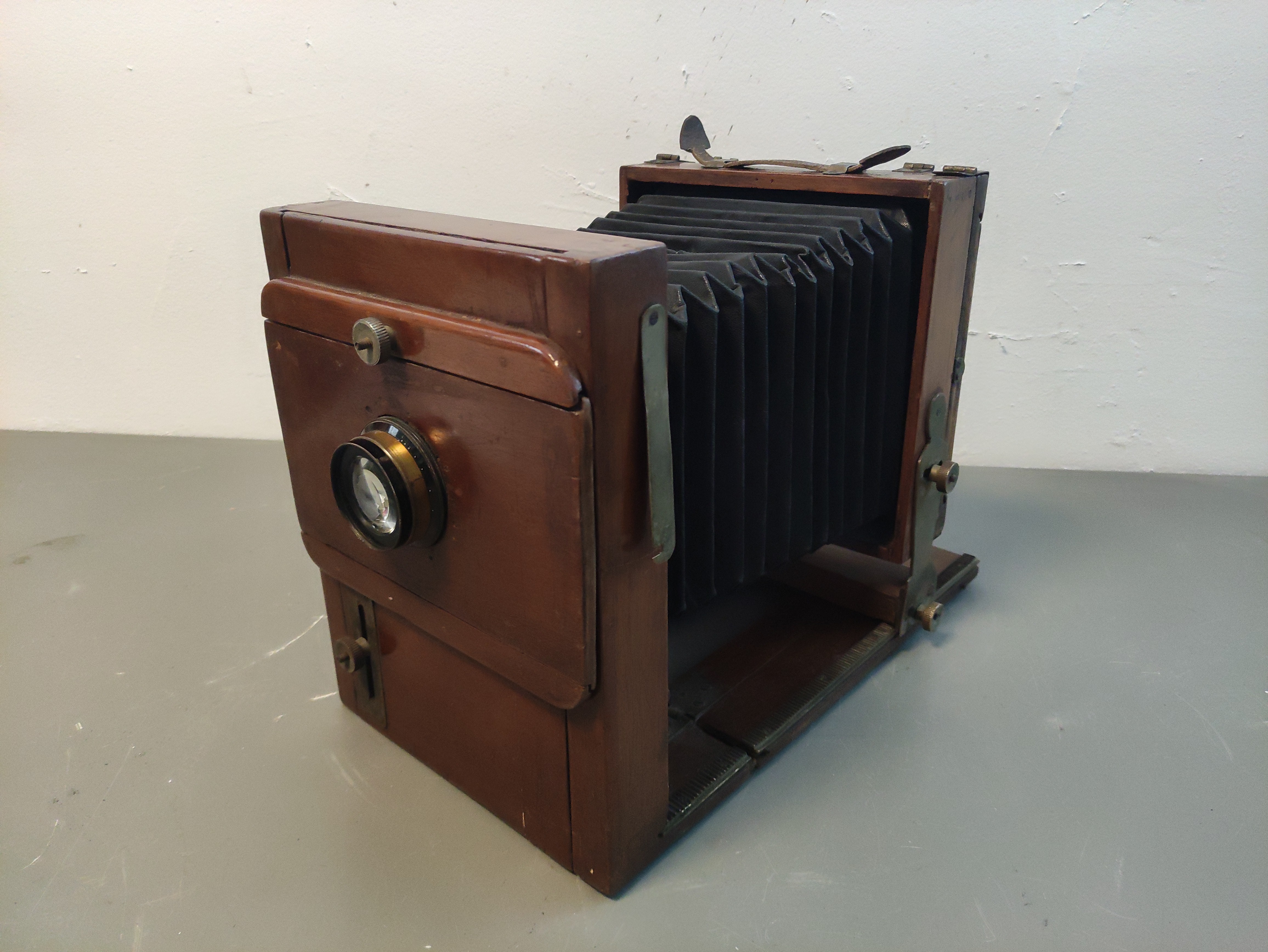 camara foto fuelle portatil madera 29x22x39 1u